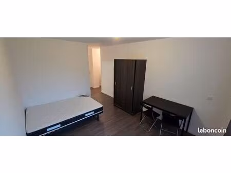 beau f1 22m2 état neuf - caen proche centre rue de bayeux