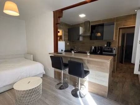 studio meublé centre ville proche métro rer