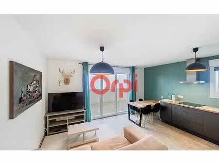 location appartement  43.9 m² t-2 à viry  1 490 €