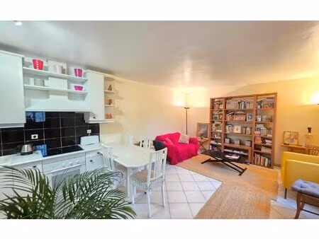 maison houilles 79 m² t-5 à vendre  429 000 €