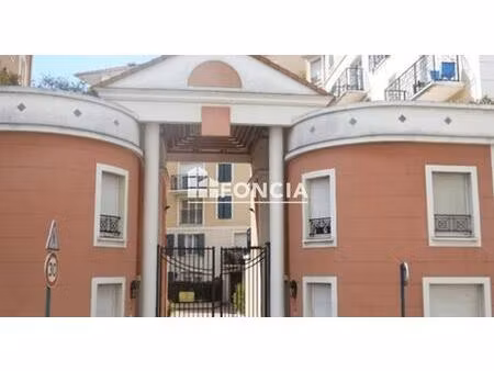 2 pieces en duplex bord de seine