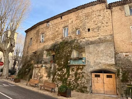 appartement duplex plus studio villecroze 5 pièce(s) 146.17 m2