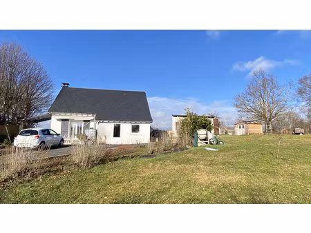 maison de type 3 + studio et combles aménageables sur grande