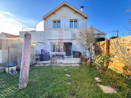 proche centre et plage sud  maison 2ch avec jardin clos