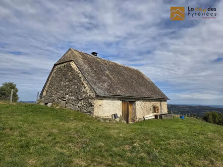 grange en partie aménagée et terrain