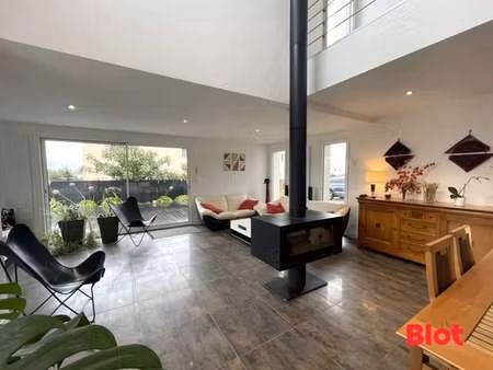 vente maison à montgermont (35760) : à vendre / 243m² montgermont