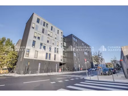 bureaux à louer proche tramway gare de villeurbanne