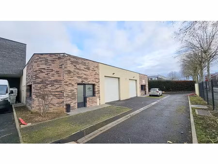 ! rare ! local d'activité 180m2 - plain pied - récent - belles prestations - entrepôt et b