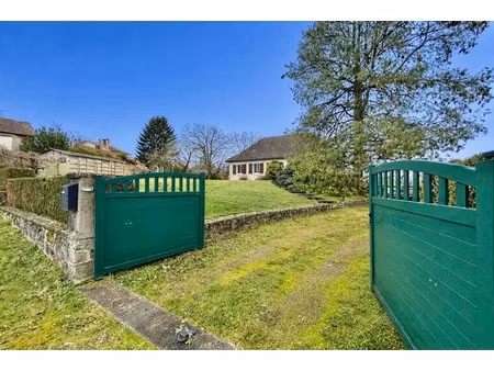 vente maison 4 chambres  parc paysager  2600m2 terrain  double garage