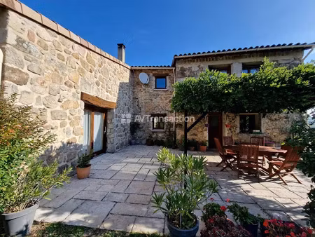 vente maison 16 pièces 335 m² à vernoux-en-vivarais (07240)  652 000 €