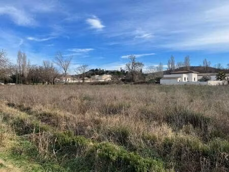 terrain constructible viabilisé à vendre