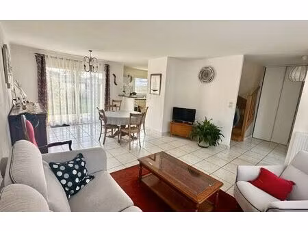 maison brest 78.8 m² t-4 à vendre  243 800 €