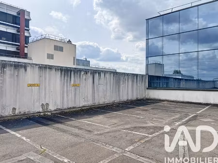 vente parking undefined m²