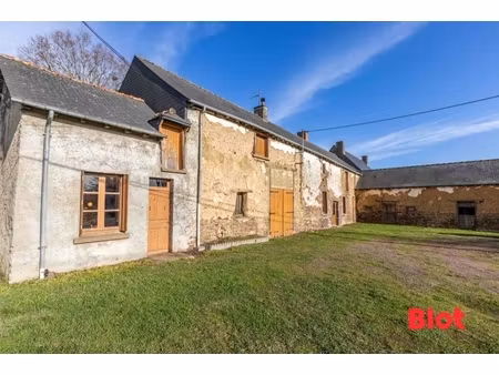 exclusivite - montfort sur meu - longère à rénover avec fort potentiel sur plus de 2 300 m