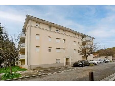 appartement 2 pièces de 47 m² à avignon