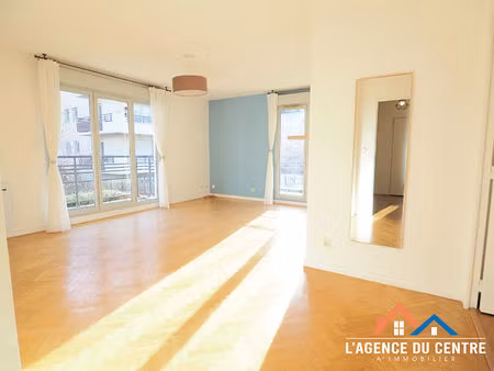 appartement 3 pièces avec 2 balcons - 69.26 m²