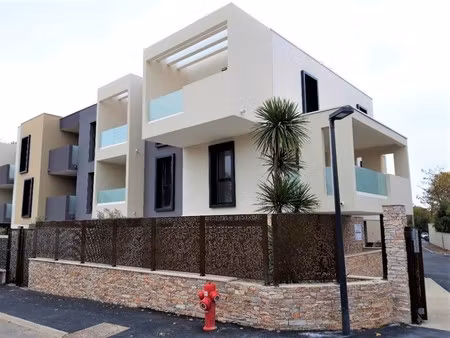 t2 avec terrasse et parking à saint-jean-de-védas