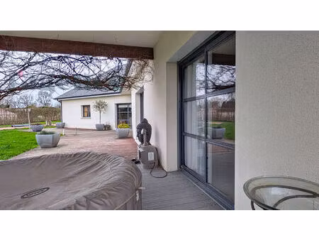 plain pied de 190m²  3 chambres  secteur barentin