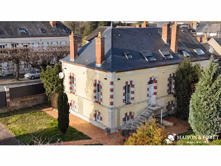 maison de ville en parfait état
