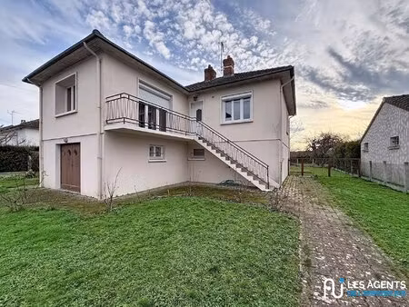 maison traditionnelle - chilleurs-aux-bois