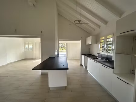 maison mitoyenne t6 - 163 m2 petit bourg apercu mer