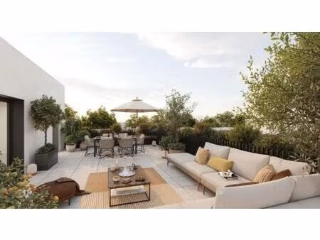 magnifique 4 pieces en dernier etage avec rooftop