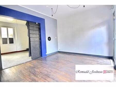 bonneval - murs commerciaux libres 30 m²