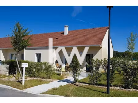 a vendre t3 (78m²) + terrasses à bracieux 170000€