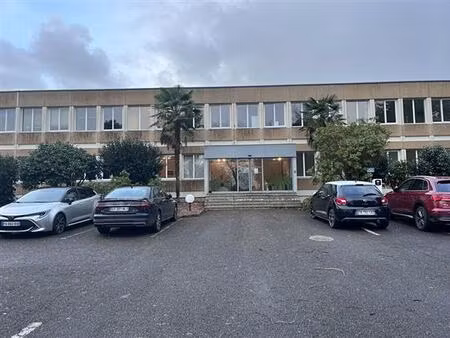 location bureau gouesnou 182 m²