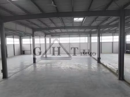 3428 m² entrepot bureaux neuf a louer a torcy