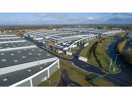 location entrepôt / local d'activités survilliers 21 466 m²