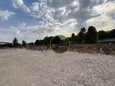 en vente terrain constructible 7 22 ares – 163 840 € |longwy