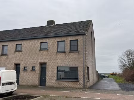 huis te huur in eeklo met 3 slaapkamers
