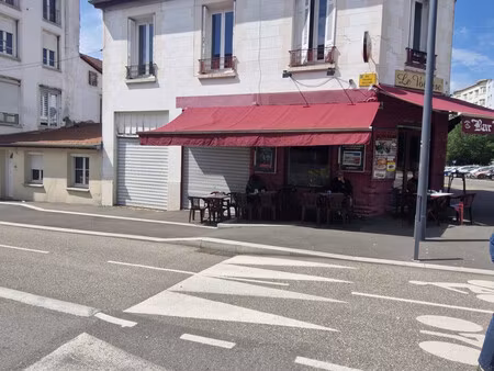 achat parking st etienne 42100