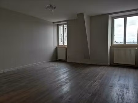 location appartement 1 pièce 32m²