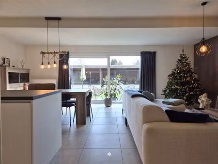 appartement te huur in elversele met 2 slaapkamers