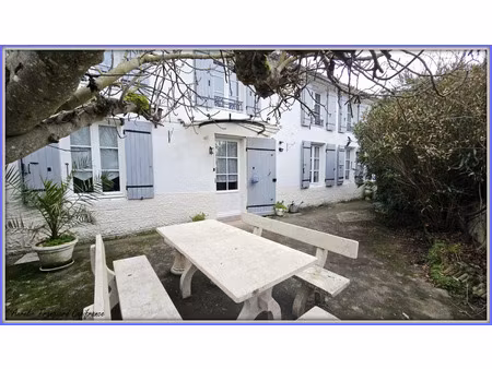 maison à vendre saint jean d'angely 5 pièce(s) 145m2 149 000€