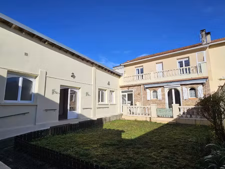 vente maison 9 pièces 107 m² lavelanet (09300)