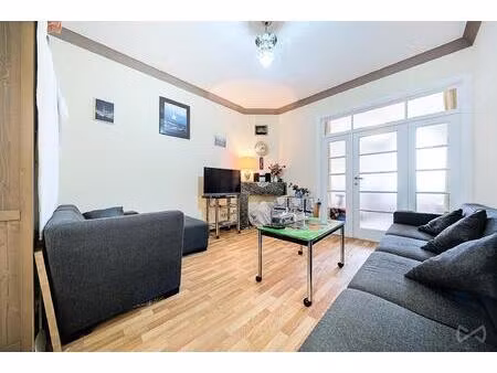 appartement te koop in schaarbeek met 1 slaapkamer