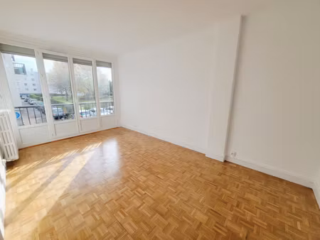 f4 avec garage - felix faure