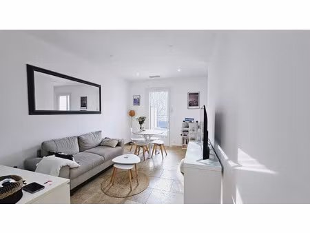 vente appartement 3 pièces 50 m² saint-cyr-sur-mer (83270)