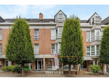 handelspand met praktische indeling in hartje tessenderlo