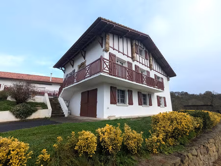 location maison 4 pièces 128 m² à orègue (64120)