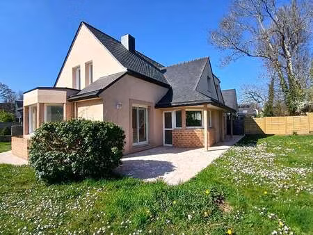 maison de luxe à vendre à vannes : 819 000 €