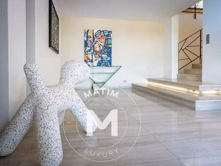 villa de luxe à vendre à calvi : | 510m²