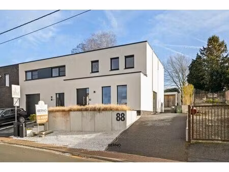 instapklare hob met tuinkantoor in zottegem