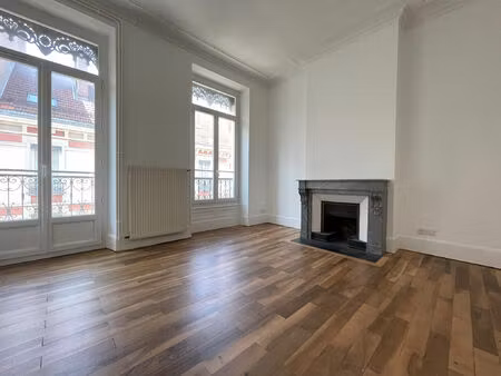 location appartement 2 pièces 55 m² à grenoble (38000)