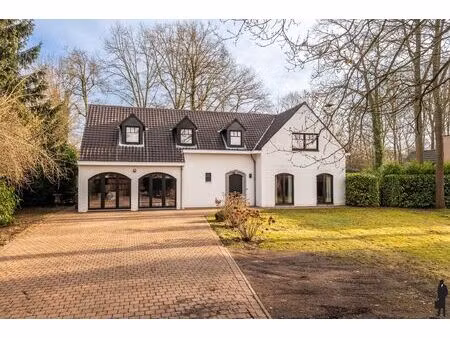 charmante gerenoveerde villa op 1.753 m² in zoersel-schilde