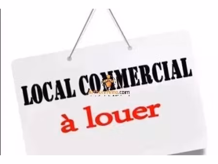 location local commercial 3 pièces 42 m2 à séméac