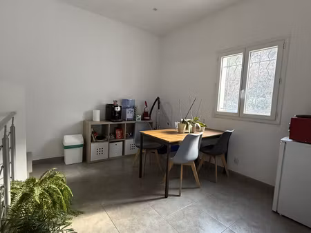 location local professionnel 58m² auriol 13390